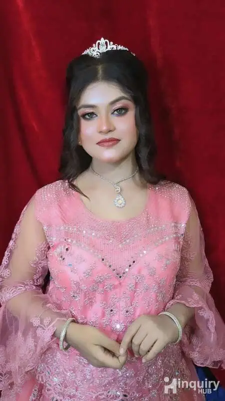 Ishrat Makeup Artist