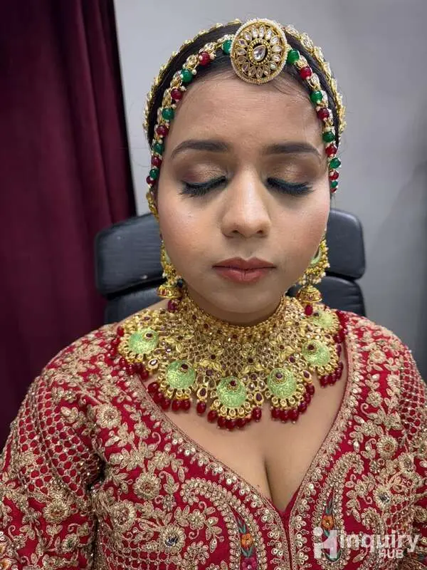 Roop Makeup Artist