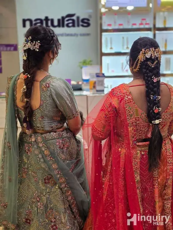 Naturals Salon