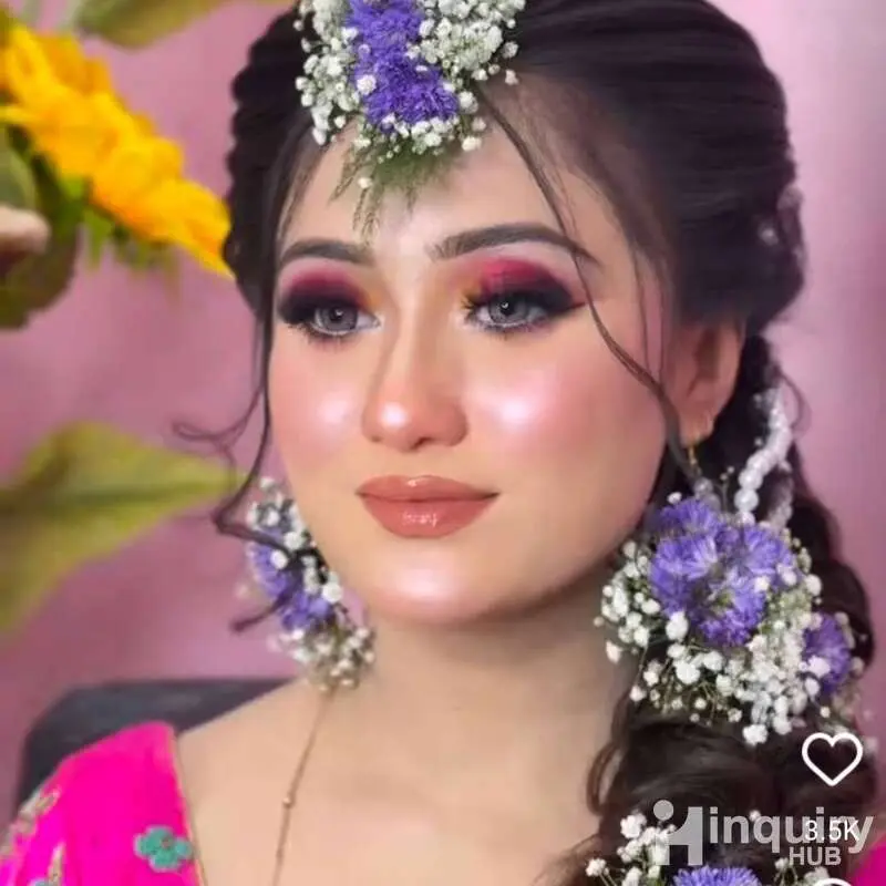 Az Makeup Artist