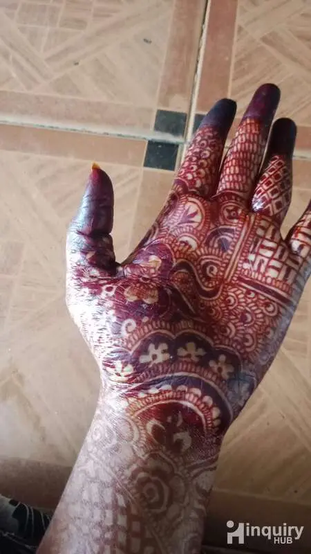 Muskan Mehndi Artist