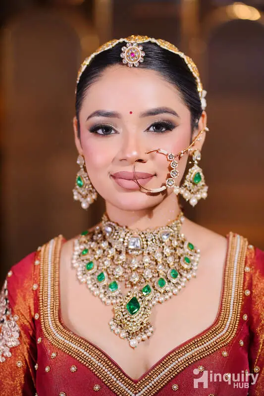 Hena Oberoi