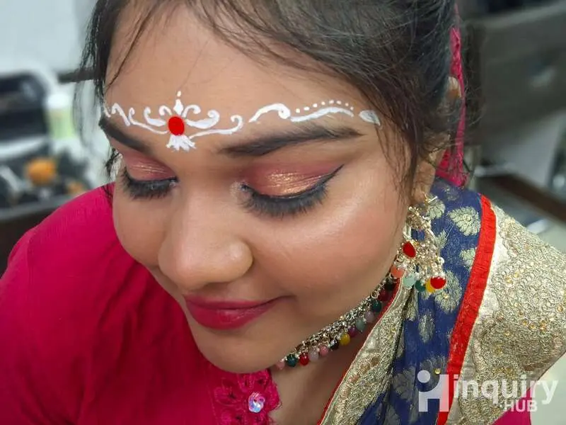Zoya Khan