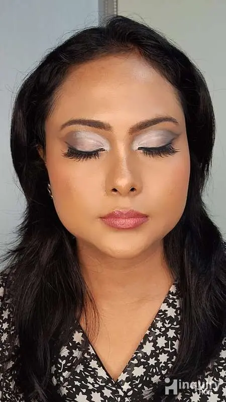 Zoya Khan