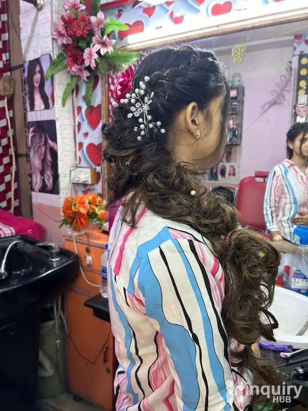 Aishwarya Beauty Parlour