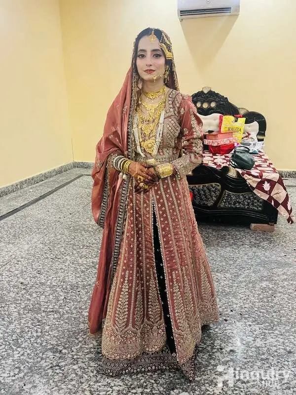 Nigar Khan