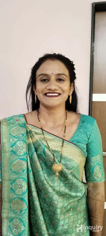 Mua Radhika