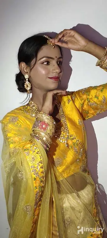 Professional Makeup Artist Vlcc