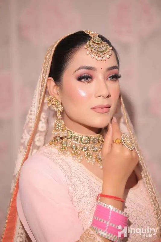 Glamby Ayushi Ahluwalia