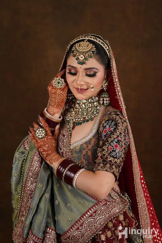 Neelam Mua