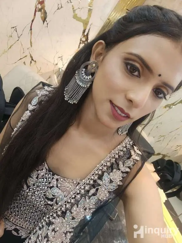 Professional Makeup Artist Vandna Chaudhary