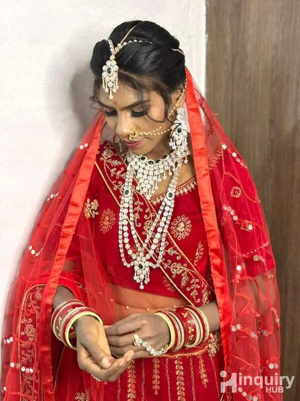 Neha Makeovers18