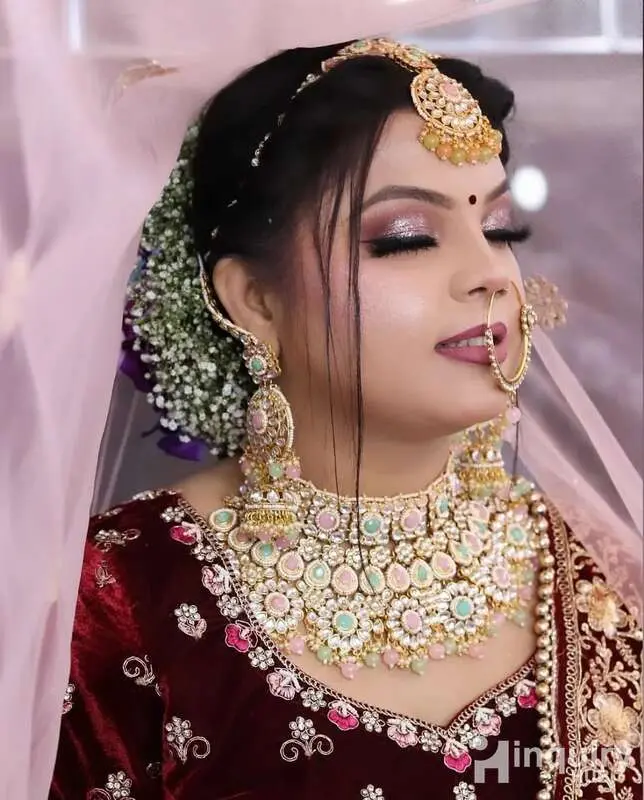 Priyanshi Makeoverr