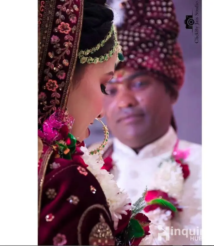 Clickby Jais Studio