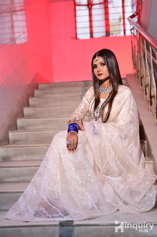 Glamupby Noor