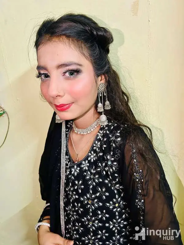 Makeup Artist Ashmi