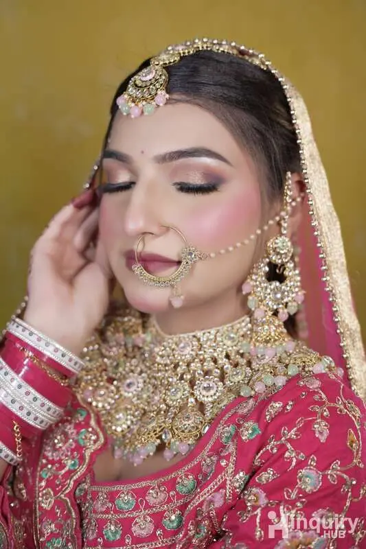 Mua Priyankas