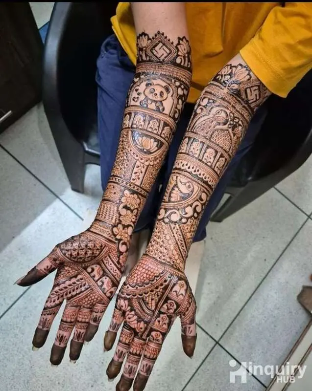 Makeup Artist And Mehandi Artist  Komal