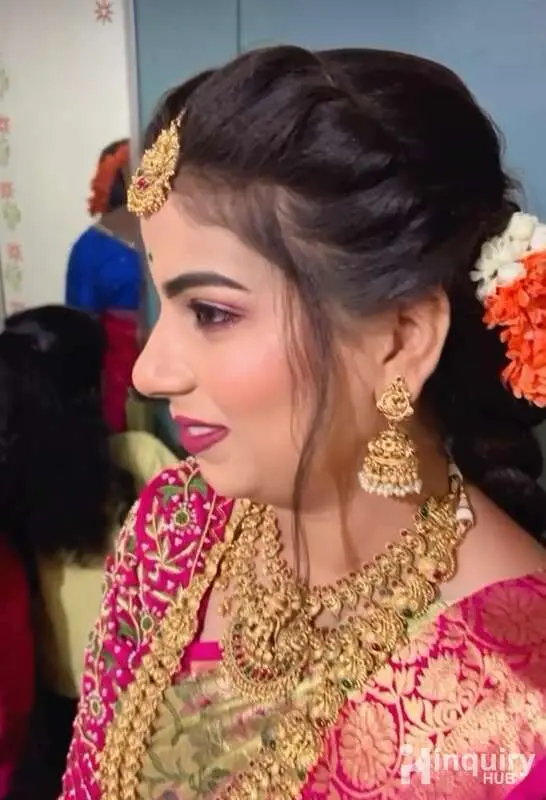 Shalini Beauty Salon   Studio