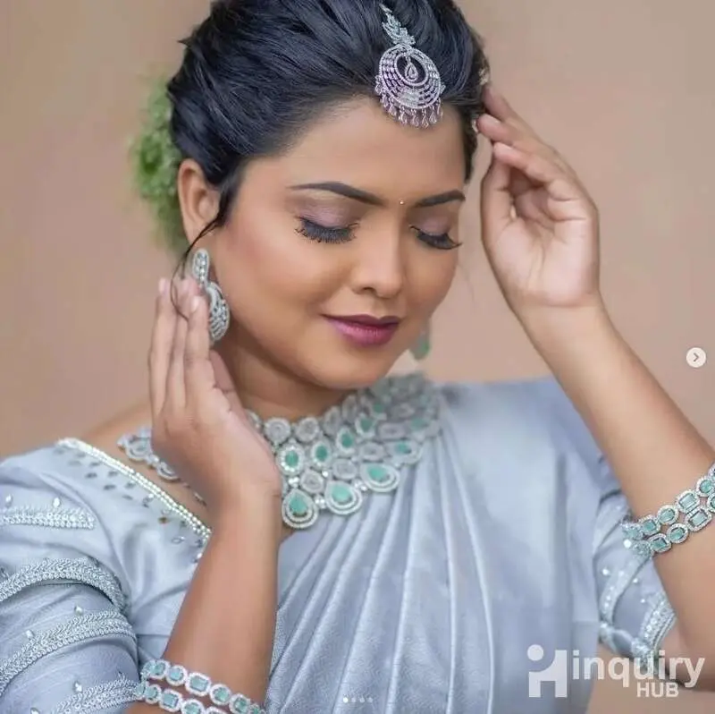 Swapna Makeover09