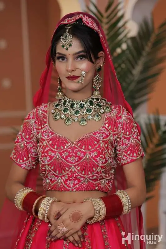 Ansh Mahi Makeup Artist