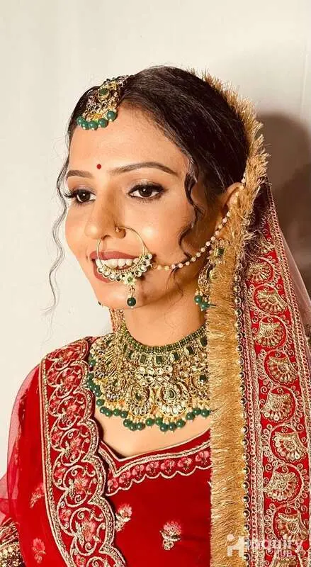 Mayuree Kanojiya Makeup Artist