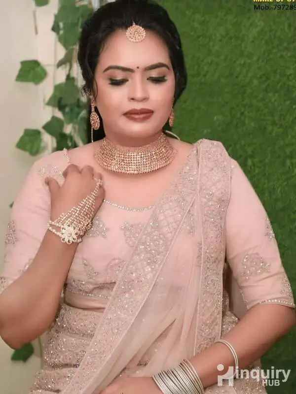 Aarti Patil Makeup Artist