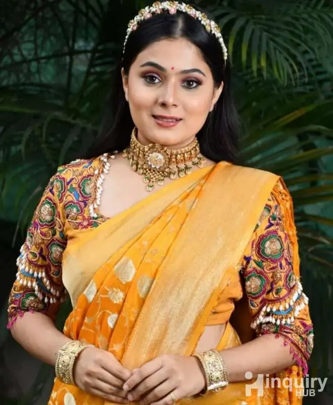 Aarti Patil Makeup Artist