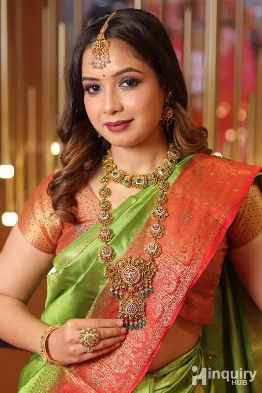 Deeps  Makeupartistry