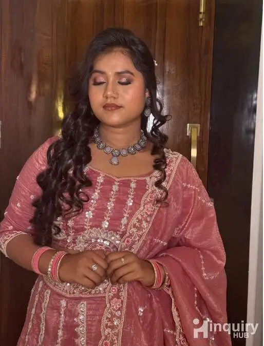 Bharti  Makeup  Artist