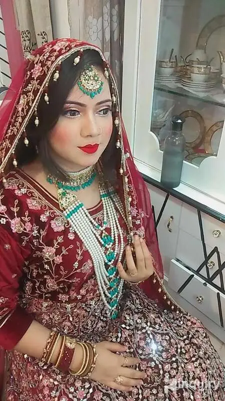 Saniya Makeover's