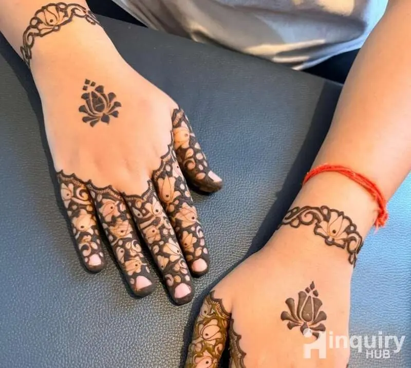 Falak Mehandi Artist