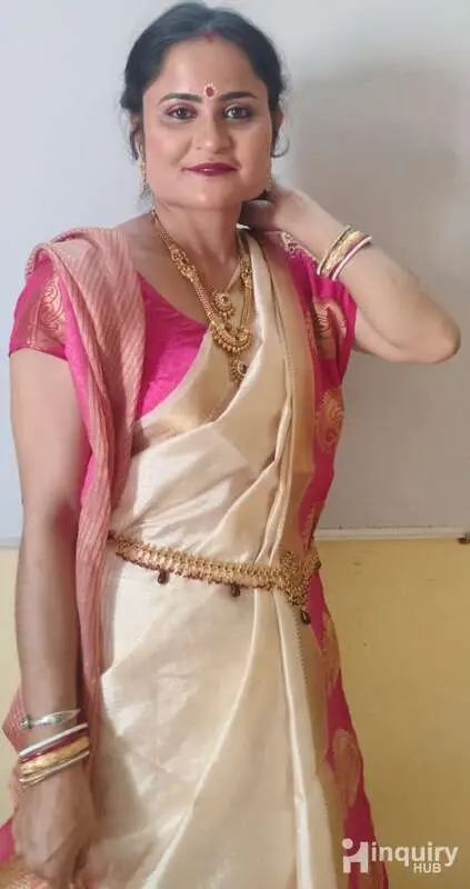 Beautician Makeup Artist