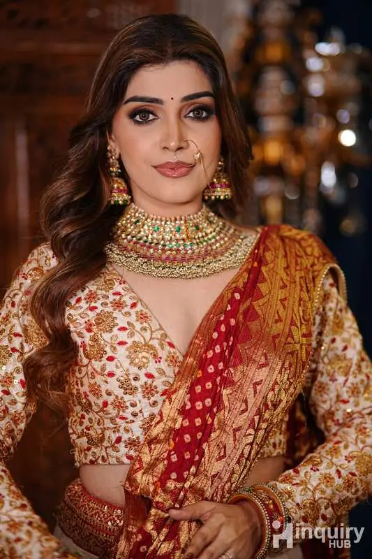 Makeup Artist Sakshi