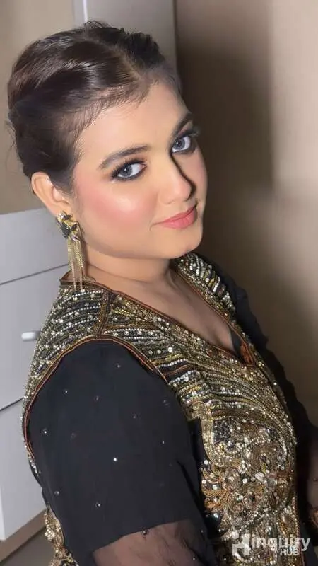 Nageen Obaid Makeup Artist