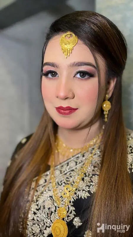 Nageen Obaid Makeup Artist