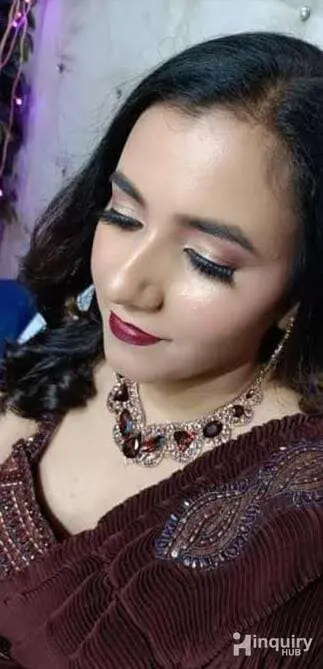 Aayna Makeup Artists