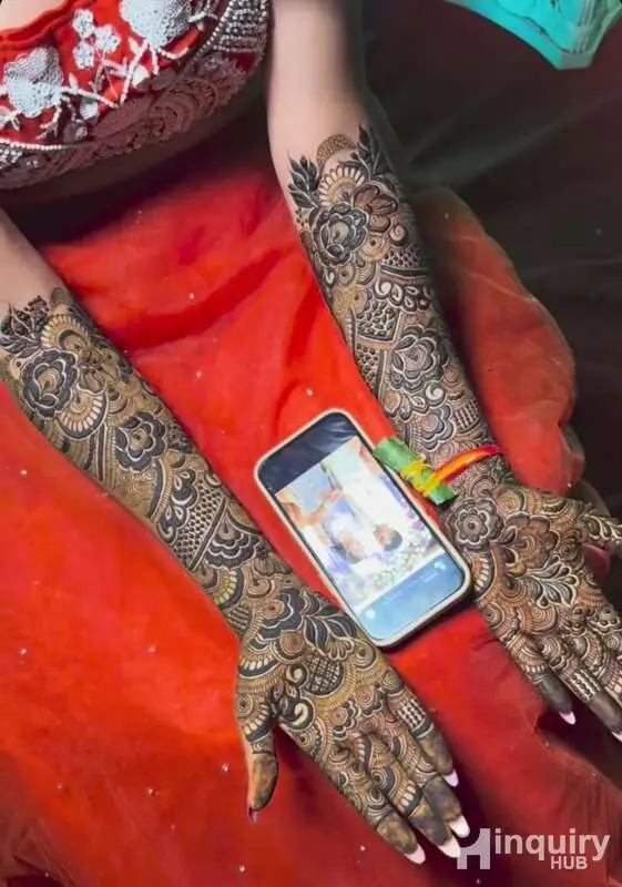 Ashna Mehandi Artist