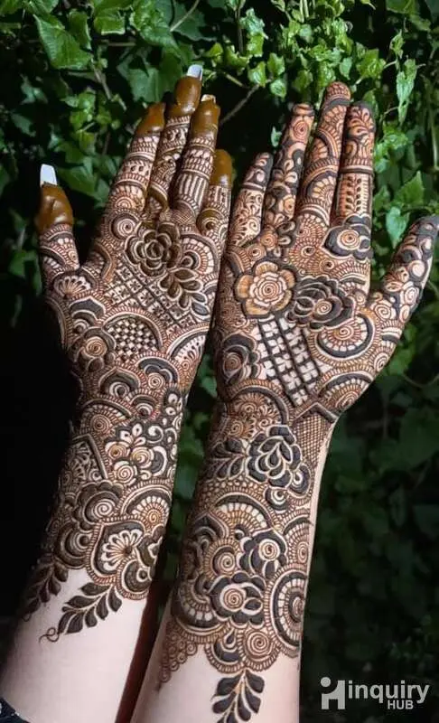 Ashna Mehandi Artist