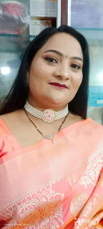 Reena Makeup Artists