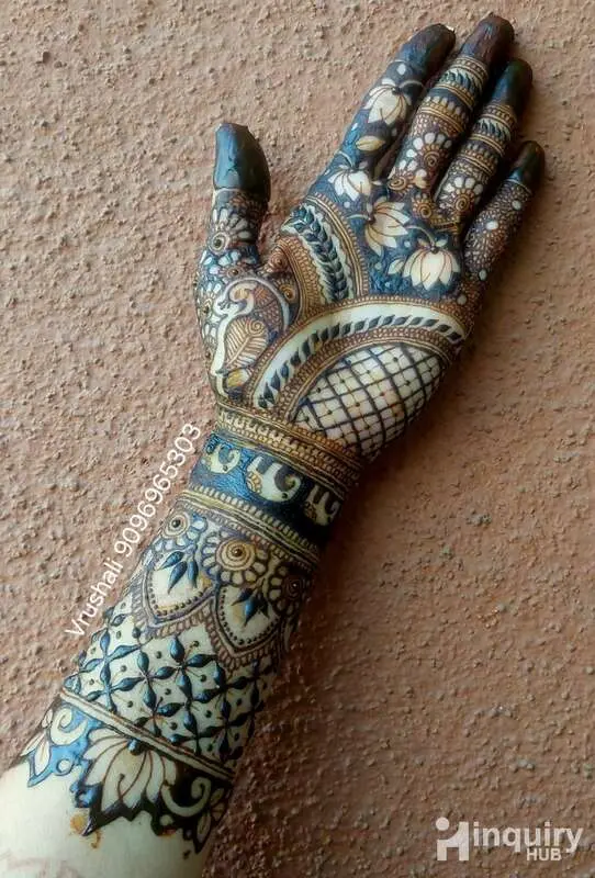 Vrushali Mhandi