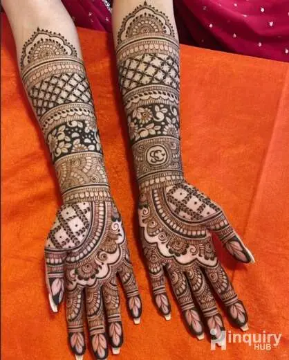 Khairun Mehndi Artist