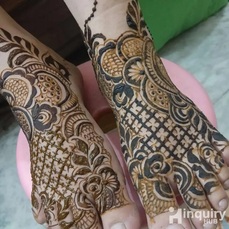 Afreenmhendiartist