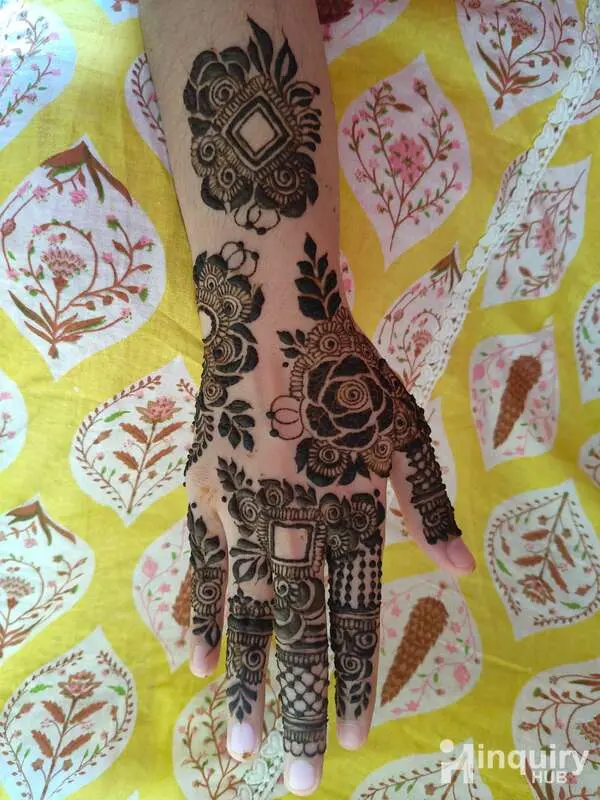 Khairun Mehndi Artist