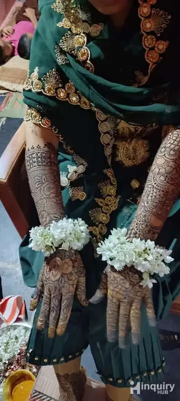 Najiya Mehndi Artist