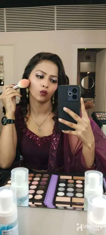Roshi Makeup Artists