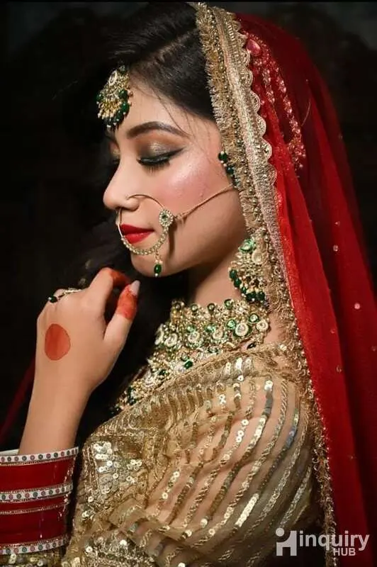 Zareen Noor Makeup Artist