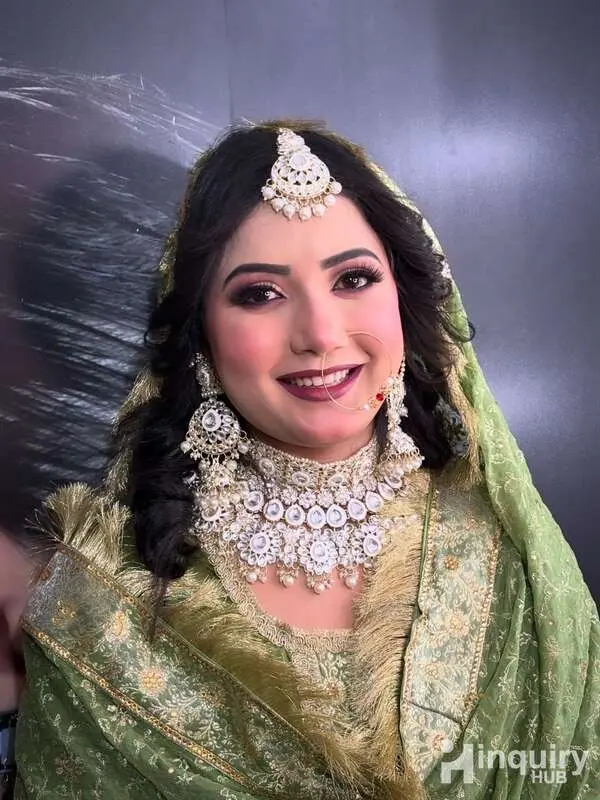 Pooja  Makeup Artists