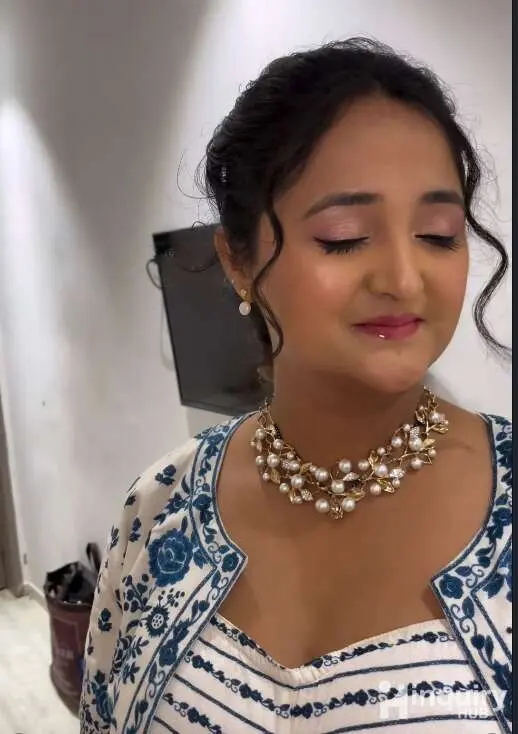 Makeup Artist Khushi
