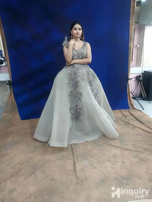 Varsha Beauty Makeover Studio